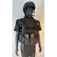 Бронежилет разгрузочный UNIVERSAL ARMOR (СВМПЭ + бронеплиты Бр5 класса) черный